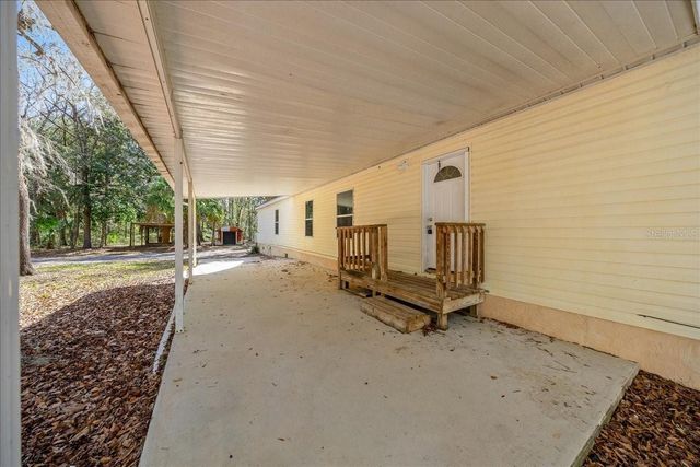 5590 E HIGHWAY 316, Citra, FL 32113