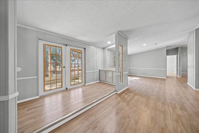 5590 E HIGHWAY 316, Citra, FL 32113