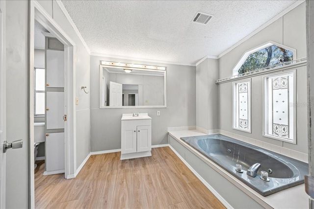 5590 E HIGHWAY 316, Citra, FL 32113