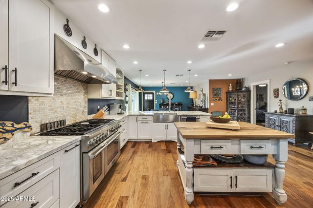5914 E WILSHIRE Drive, Scottsdale, AZ 85257