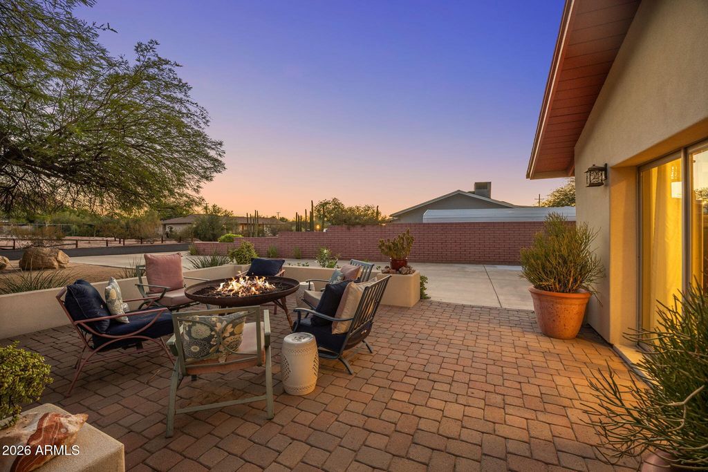 5914 E WILSHIRE Drive, Scottsdale, AZ 85257 — photo 2