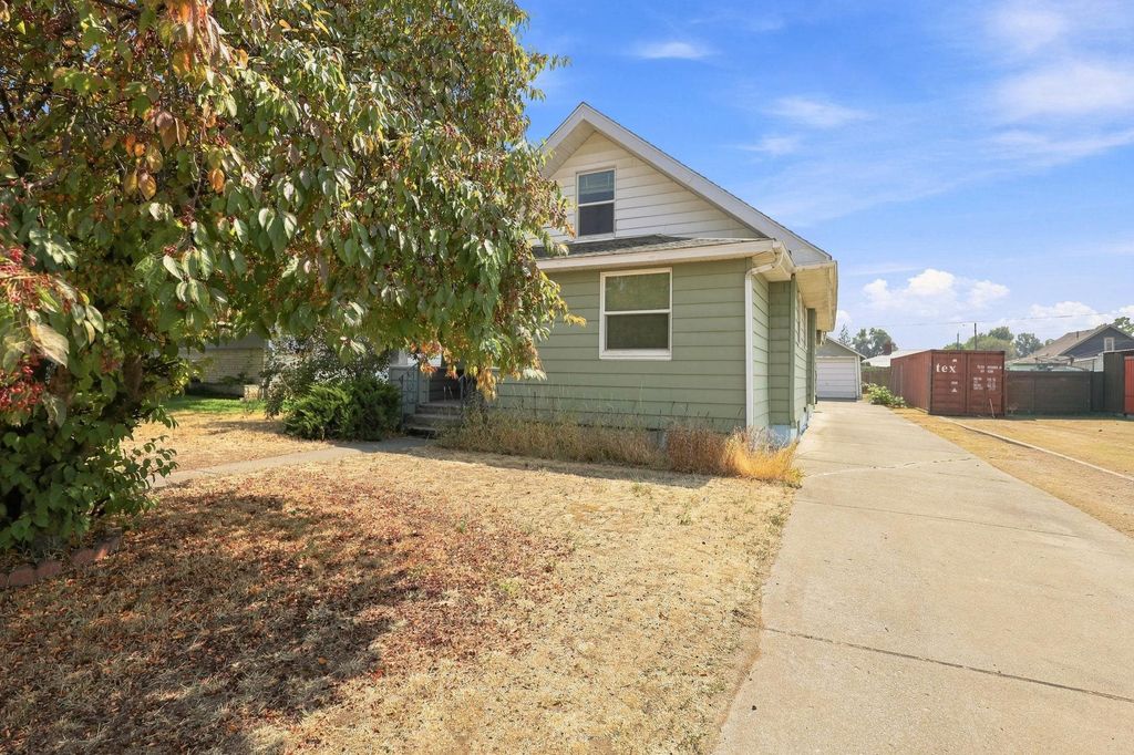 2608 E ROWAN Ave, Spokane, WA 99217 photo 3