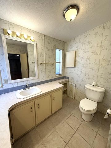435 VILLAGE CIRCLE SW, Winter Haven, FL 33880