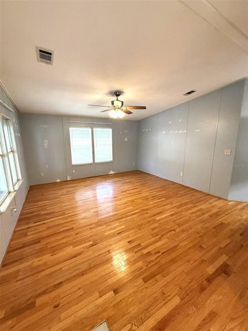 435 VILLAGE CIRCLE SW, Winter Haven, FL 33880