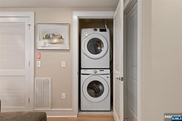 2 Paterson Avenue 2B, Hoboken, NJ 07030