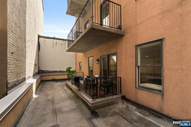 2 Paterson Avenue 2B, Hoboken, NJ 07030