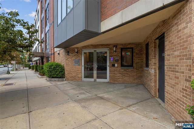 2 Paterson Avenue 2B, Hoboken, NJ 07030