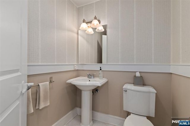 2 Paterson Avenue 2B, Hoboken, NJ 07030