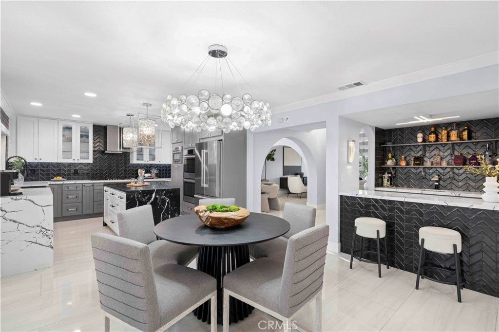 Image 12 of property listing at 24922 Hendon Street, Laguna Hills, CA 92653