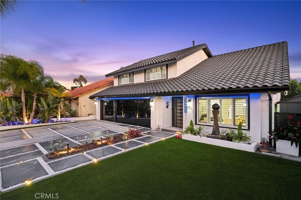 Image 2 of property listing at 24922 Hendon Street, Laguna Hills, CA 92653