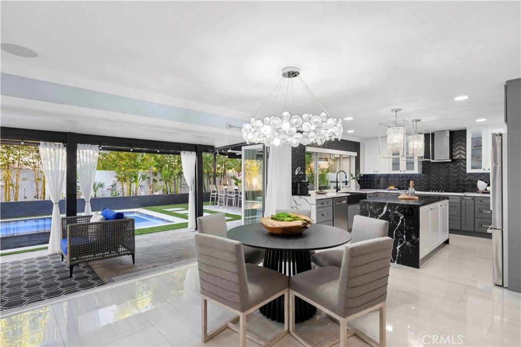 Image 21 of property listing at 24922 Hendon Street, Laguna Hills, CA 92653