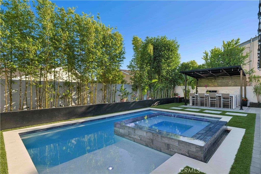 Image 31 of property listing at 24922 Hendon Street, Laguna Hills, CA 92653