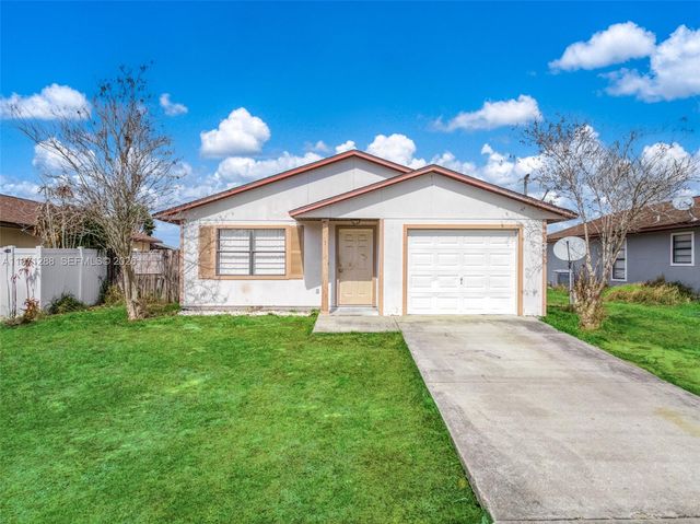 3518 Ellington, Sebring, FL 33870