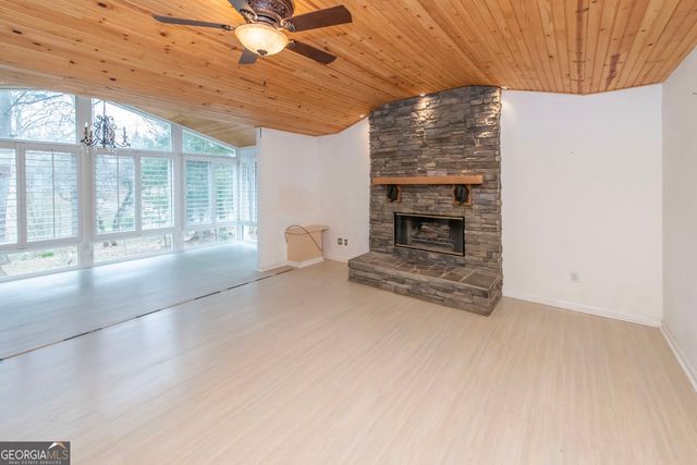 3819 Mason Creek Road, Winston, GA 30187