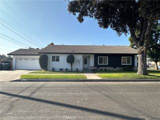 602 S Deming, Santa Ana, CA 92704