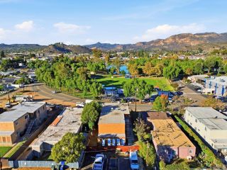 12621 Lindo Lane, Lakeside, CA 92040