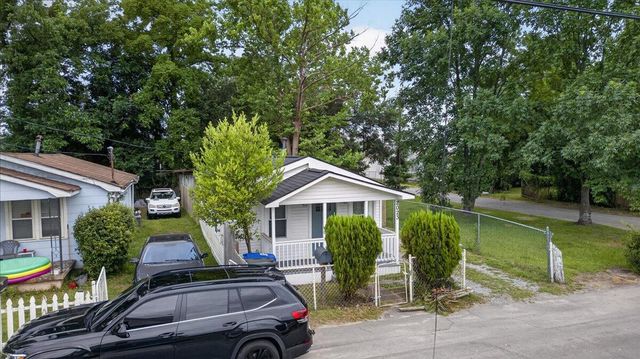 2023 Hugo Avenue, North Charleston, SC 29405