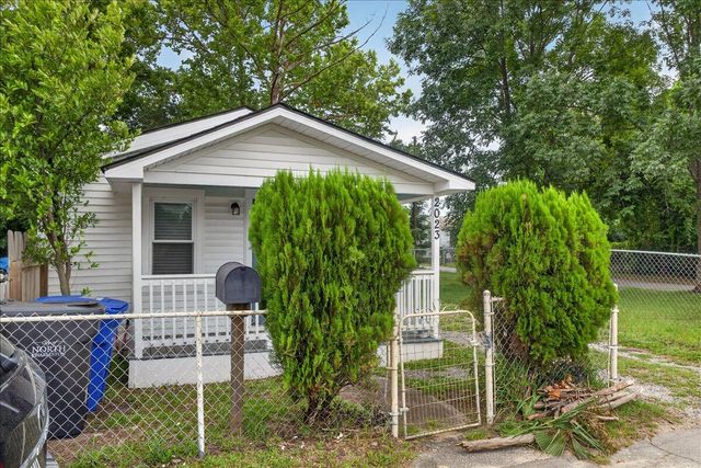 2023 Hugo Avenue, North Charleston, SC 29405