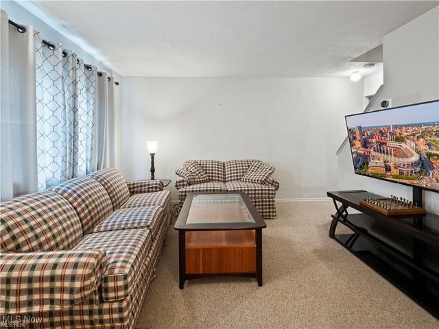 194 Dalepark Drive 5, Bedford, OH 44146