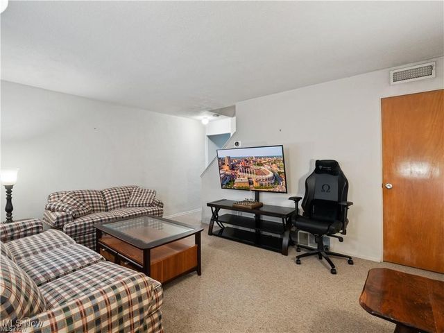 194 Dalepark Drive 5, Bedford, OH 44146