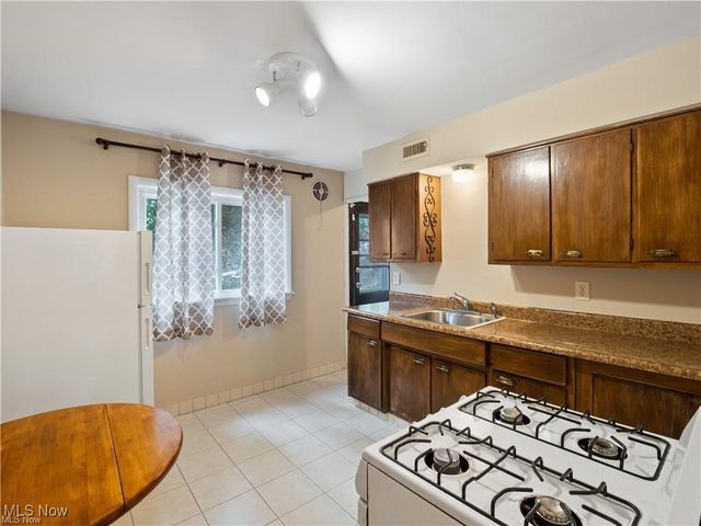 194 Dalepark Drive 5, Bedford, OH 44146