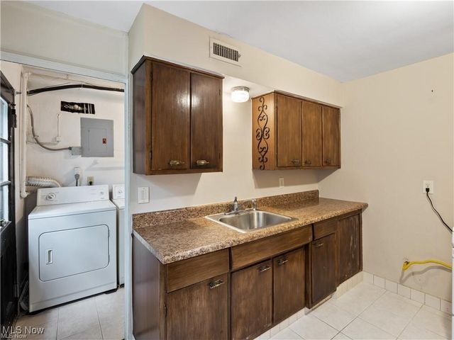 194 Dalepark Drive 5, Bedford, OH 44146