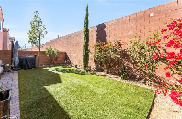 7235 Mulberry Forest Street, Las Vegas, NV 89166