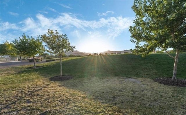 7235 Mulberry Forest Street, Las Vegas, NV 89166