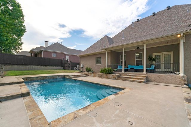 1606 Wetherborne Drive, Little Rock, AR 72211