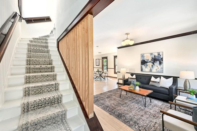 2044 N Palmer STREET, Milwaukee, WI 53212