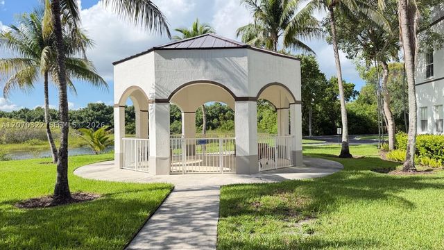 4435 SW 160th Ave 210, Miramar, FL 33027