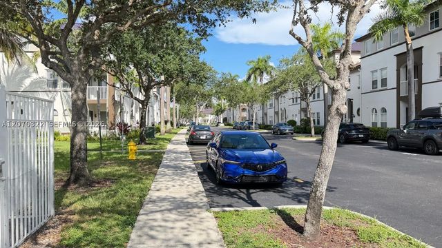 4435 SW 160th Ave 210, Miramar, FL 33027
