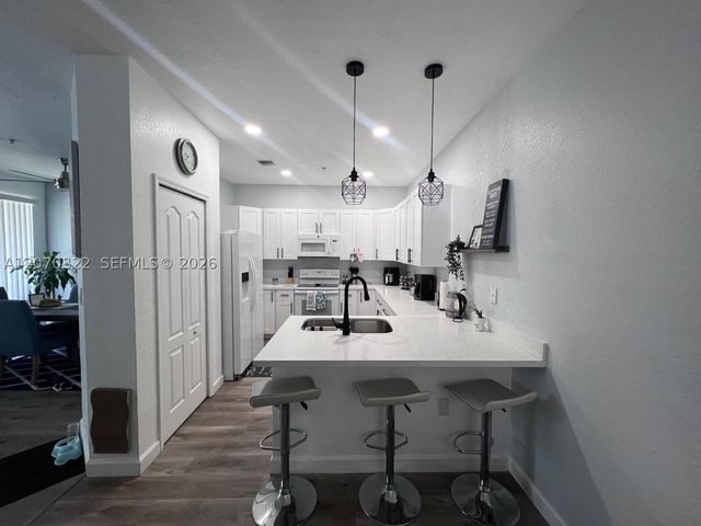 4435 SW 160th Ave 210, Miramar, FL 33027