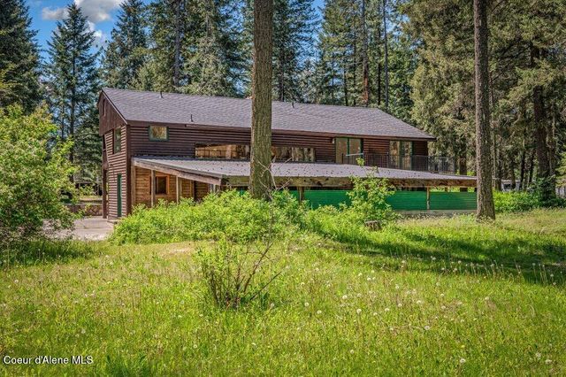 8473 E Apache TRL, Athol, ID 83801