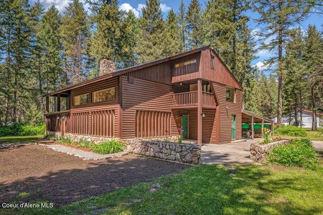 8473 E Apache TRL, Athol, ID 83801