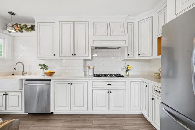 2084 Alameda Way, San Jose, CA 95126