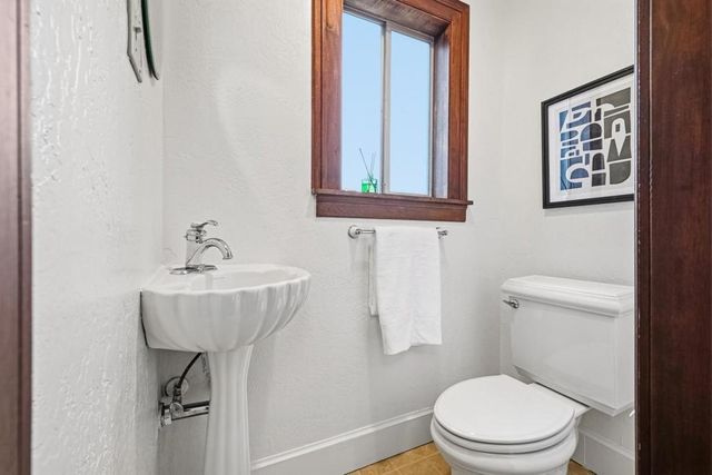 2084 Alameda Way, San Jose, CA 95126