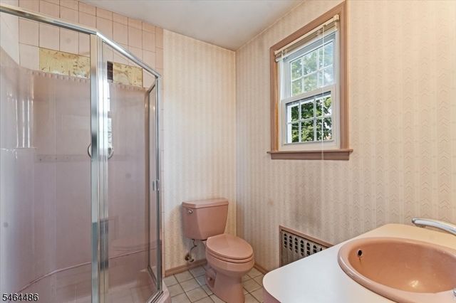 59 W Hanover Ave, Morris Plains Boro, NJ 07950