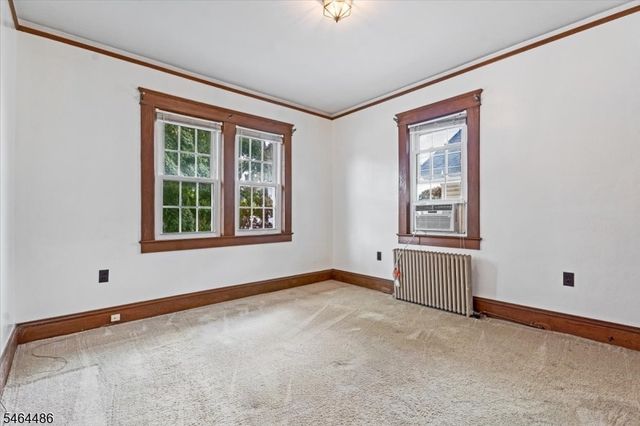 59 W Hanover Ave, Morris Plains Boro, NJ 07950