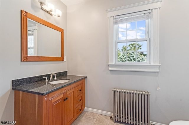 59 W Hanover Ave, Morris Plains Boro, NJ 07950