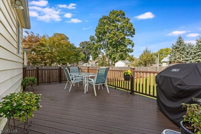 59 W Hanover Ave, Morris Plains Boro, NJ 07950