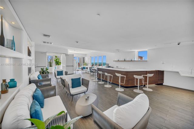 2602 E Hallandale Beach Blvd R2805, Hallandale Beach, FL 33009