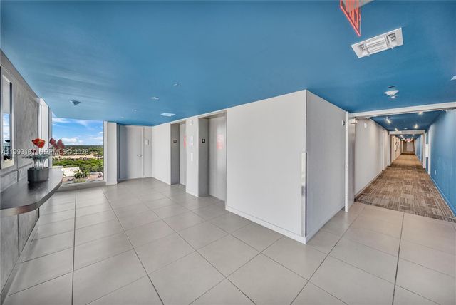 2602 E Hallandale Beach Blvd R2805, Hallandale Beach, FL 33009