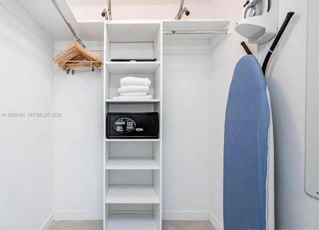 2602 E Hallandale Beach Blvd R2805, Hallandale Beach, FL 33009