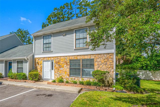 14809 WINDING CREEK COURT, Tampa, FL 33613