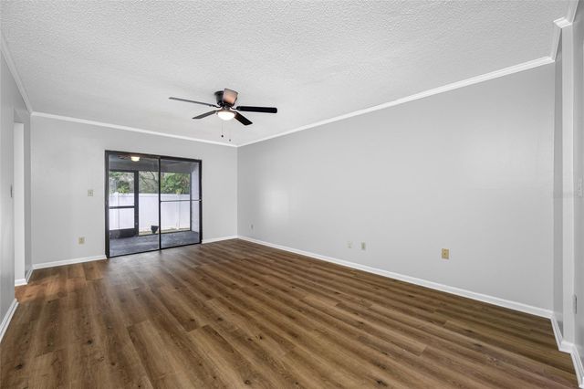 14809 WINDING CREEK COURT, Tampa, FL 33613