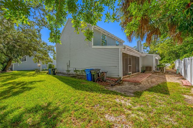 14809 WINDING CREEK COURT, Tampa, FL 33613