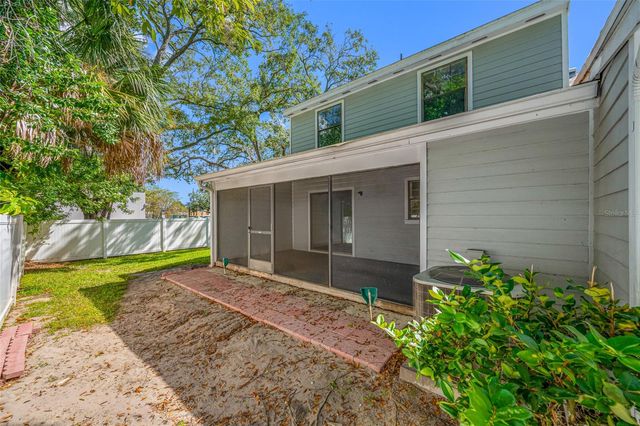 14809 WINDING CREEK COURT, Tampa, FL 33613