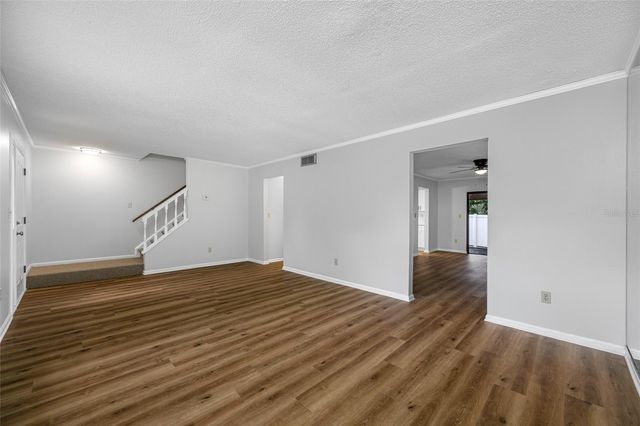 14809 WINDING CREEK COURT, Tampa, FL 33613