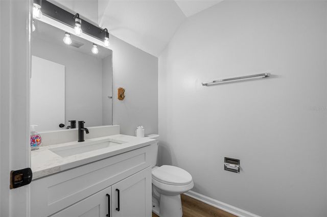 14809 WINDING CREEK COURT, Tampa, FL 33613